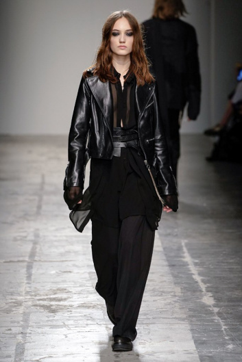 Fotoservizio/FW 19-20/MEN/SFILATA/ISABEL BENENATO/DP2/0