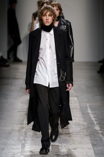 Fotoservizio/FW 19-20/MEN/SFILATA/ISABEL BENENATO/DP2/7