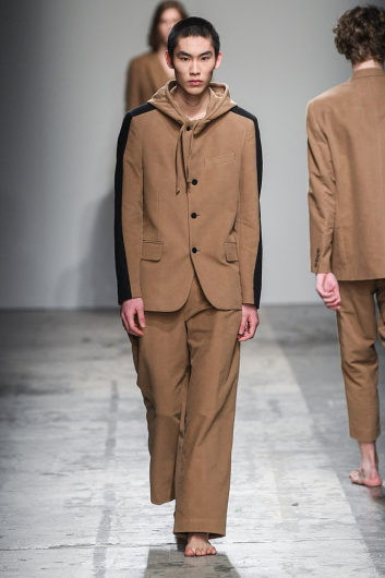 Fotoservizio/FW 19-20/MEN/SFILATA/SARTORIAL MONK/DP2/15