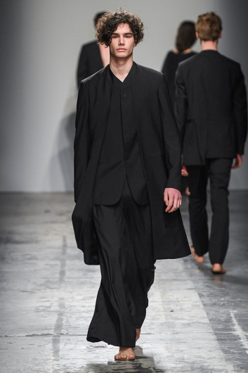 Fotoservizio/FW 19-20/MEN/SFILATA/SARTORIAL MONK/DP2/15