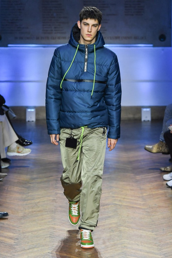 Fotoservizio/FW 19-20/MEN/SFILATA/NUMERO 00/DP2/2