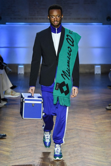 Fotoservizio/FW 19-20/MEN/SFILATA/NUMERO 00/DP2/10