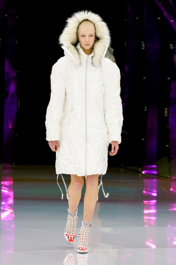 Fotoservizio/FW 19-20/WOMEN/SFILATA/BYBLOS/DP2/10