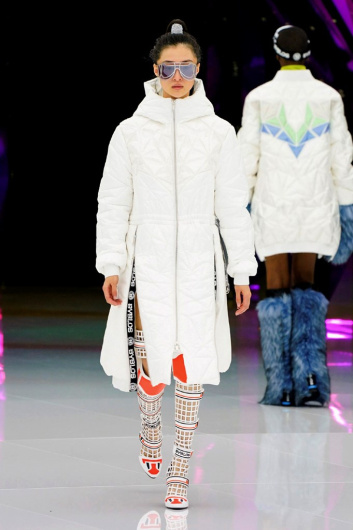 Fotoservizio/FW 19-20/WOMEN/SFILATA/BYBLOS/DP2/10