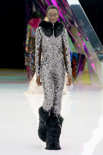 Fotoservizio/FW 19-20/WOMEN/SFILATA/BYBLOS/DP2/12