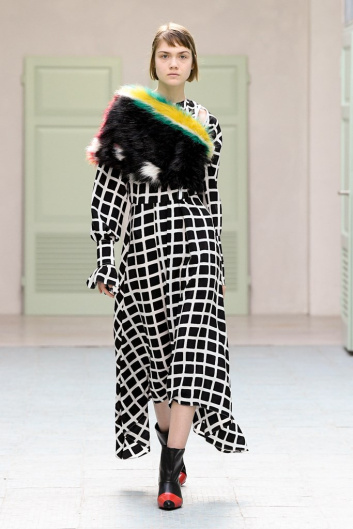 Fotoservizio/FW 19-20/WOMEN/SFILATA/GILBERTO CALZOLARI/DP2/12