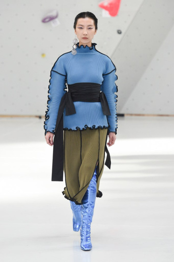 Fotoservizio/FW 19-20/WOMEN/SFILATA/ARTHUR ARBESSER/DP2/4