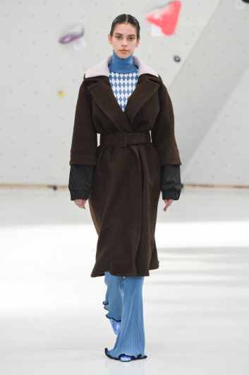 Fotoservizio/FW 19-20/WOMEN/SFILATA/ARTHUR ARBESSER/DP2/5