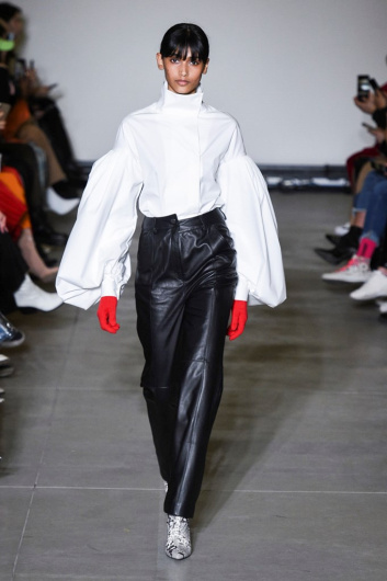 Fotoservizio/FW 19-20/WOMEN/SFILATA/ANNAKIKI/DP2/15