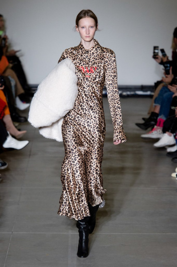 Fotoservizio/FW 19-20/WOMEN/SFILATA/ANNAKIKI/DP2/29