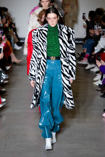 Fotoservizio/FW 19-20/WOMEN/SFILATA/ANNAKIKI/DP2/39
