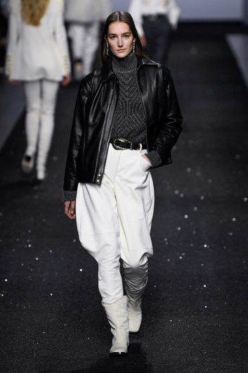 Fotoservizio/FW 19-20/WOMEN/SFILATA/ALBERTA FERRETTI/DP2/1