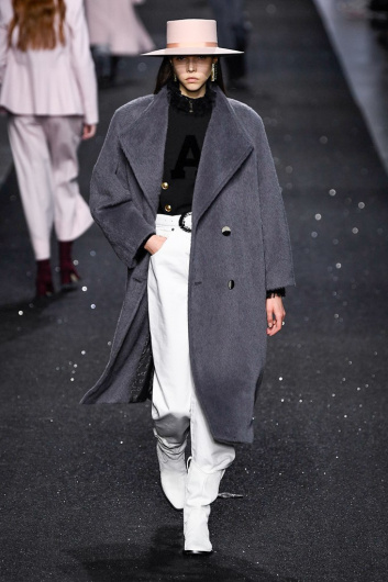 Fotoservizio/FW 19-20/WOMEN/SFILATA/ALBERTA FERRETTI/DP2/3