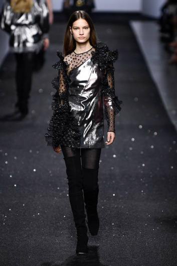 Fotoservizio/FW 19-20/WOMEN/SFILATA/ALBERTA FERRETTI/DP2/1