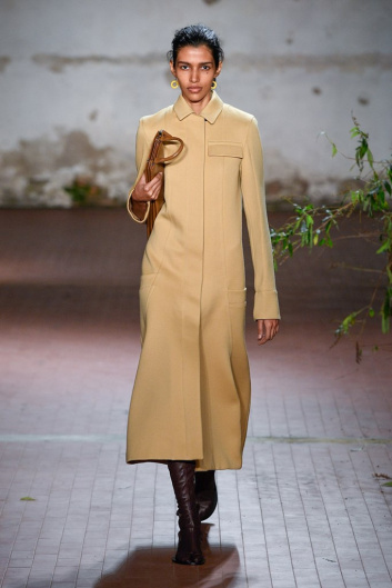 Fotoservizio/FW 19-20/WOMEN/SFILATA/JIL SANDER/DP2/0