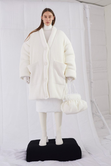 Fotoservizio/FW 19-20/WOMEN/PRESENTAZIONE/MM6 MAISON MARGIELA/DP2/4