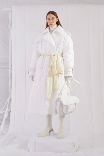 Fotoservizio/FW 19-20/WOMEN/PRESENTAZIONE/MM6 MAISON MARGIELA/DP2/1