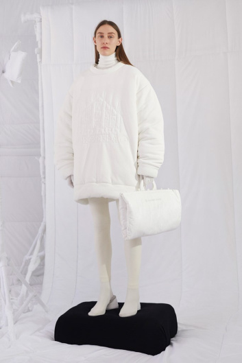 Fotoservizio/FW 19-20/WOMEN/PRESENTAZIONE/MM6 MAISON MARGIELA/DP2/2