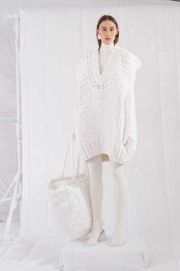 Fotoservizio/FW 19-20/WOMEN/PRESENTAZIONE/MM6 MAISON MARGIELA/DP2/17