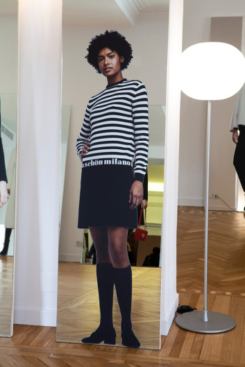 Fotoservizio/FW 19-20/WOMEN/PRESENTAZIONE/MILA SCHÖN/DP2/12