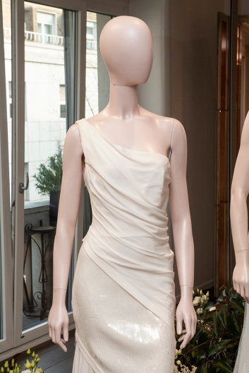 Fotoservizio/FW 19-20/WOMEN/PRESENTAZIONE/LA PERLA/DP2/8