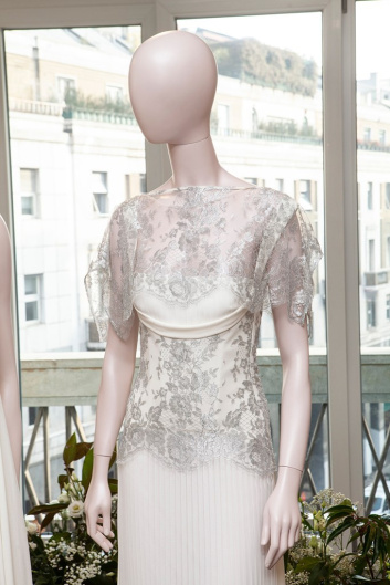 Fotoservizio/FW 19-20/WOMEN/PRESENTAZIONE/LA PERLA/DP2/13