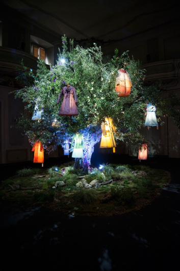 Fotoservizio/SS 2016/WOMEN/AGNONA/DP2/0