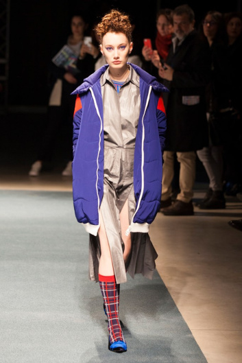 Fotoservizio/FW 19-20/WOMEN/PRESENTAZIONE/TIZIANO GUARDINI/DP2/11