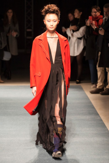 Fotoservizio/FW 19-20/WOMEN/PRESENTAZIONE/TIZIANO GUARDINI/DP2/14
