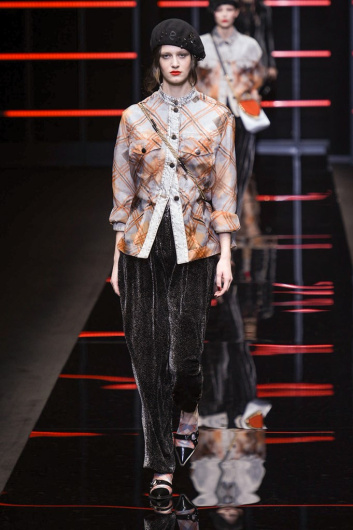 Fotoservizio/FW 19-20/WOMEN/SFILATA/EMPORIO ARMANI/DP2/10