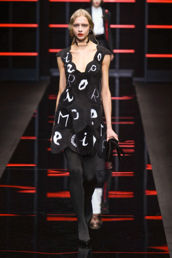 Fotoservizio/FW 19-20/WOMEN/SFILATA/EMPORIO ARMANI/DP2/0