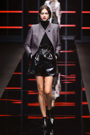 Fotoservizio/FW 19-20/WOMEN/SFILATA/EMPORIO ARMANI/DP2/9
