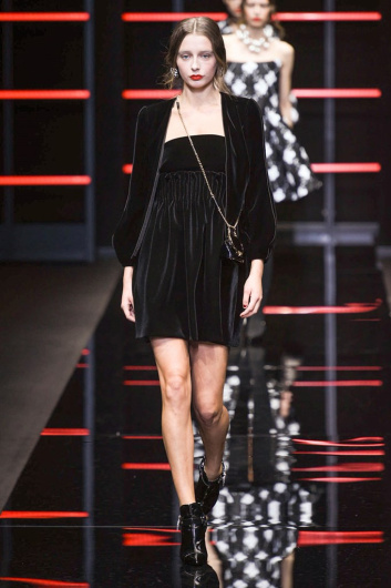Fotoservizio/FW 19-20/WOMEN/SFILATA/EMPORIO ARMANI/DP2/0