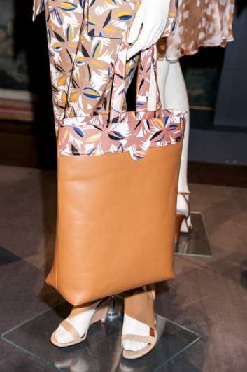 Fotoservizio/SS 2016/WOMEN/AGNONA/DP2/21