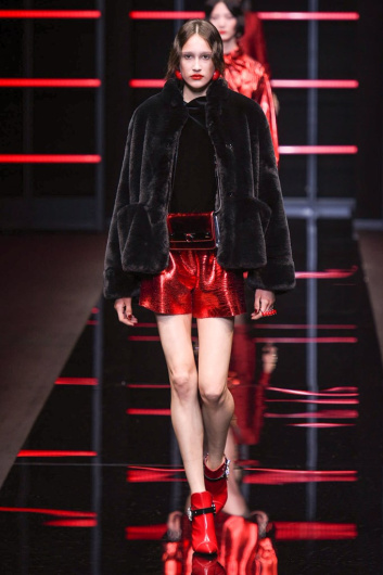 Fotoservizio/FW 19-20/WOMEN/SFILATA/EMPORIO ARMANI/DP2/10
