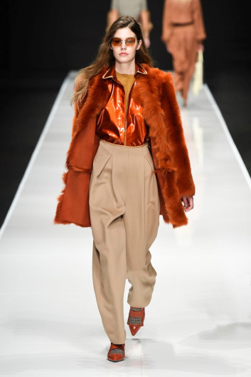 Fotoservizio/FW 19-20/WOMEN/SFILATA/ANTEPRIMA/DP2/7
