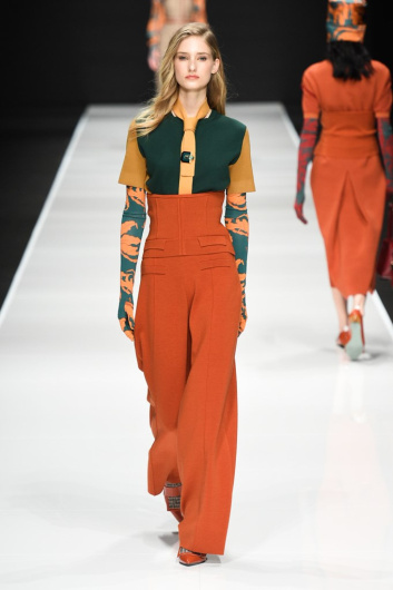 Fotoservizio/FW 19-20/WOMEN/SFILATA/ANTEPRIMA/DP2/1