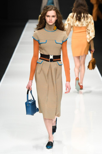 Fotoservizio/FW 19-20/WOMEN/SFILATA/ANTEPRIMA/DP2/1
