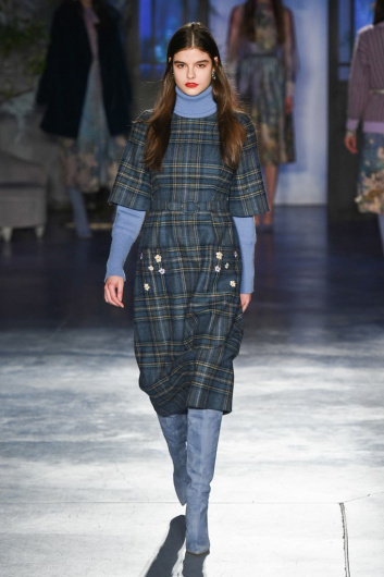Fotoservizio/FW 19-20/WOMEN/SFILATA/LUISA BECCARIA/DP2/2