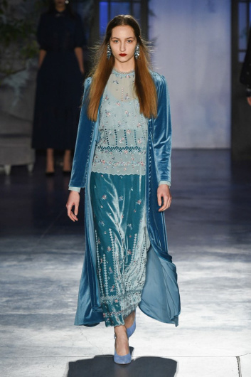 Fotoservizio/FW 19-20/WOMEN/SFILATA/LUISA BECCARIA/DP2/16