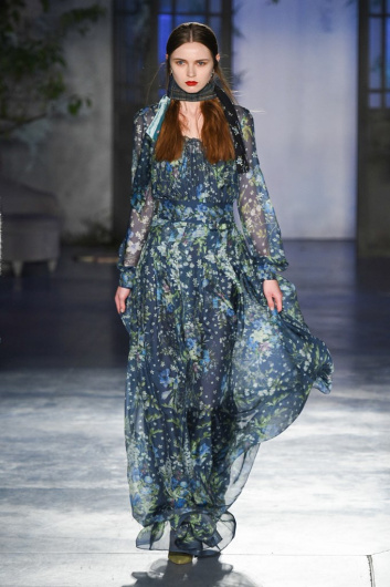 Fotoservizio/FW 19-20/WOMEN/SFILATA/LUISA BECCARIA/DP2/12