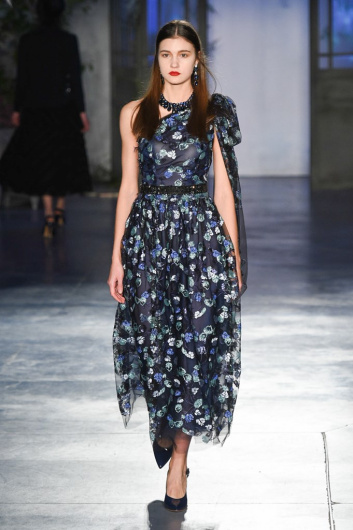 Fotoservizio/FW 19-20/WOMEN/SFILATA/LUISA BECCARIA/DP2/22
