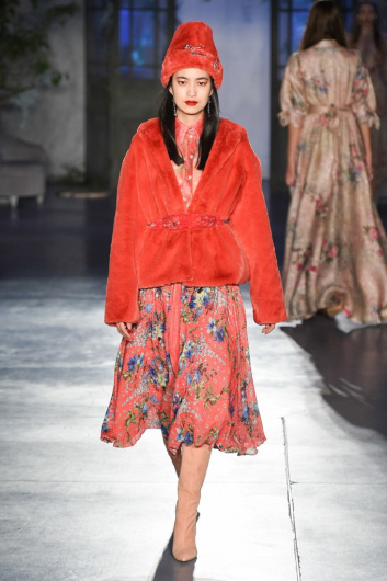 Fotoservizio/FW 19-20/WOMEN/SFILATA/LUISA BECCARIA/DP2/32
