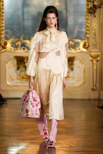 Fotoservizio/FW 19-20/WOMEN/SFILATA/VIVETTA/DP2/1