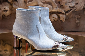 Fotoservizio/FW 19-20/WOMEN/PRESENTAZIONE/CASADEI/DP2/5