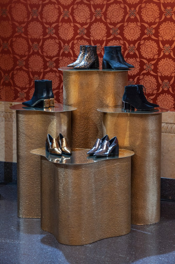 Fotoservizio/FW 19-20/WOMEN/PRESENTAZIONE/CASADEI/DP2/2