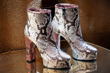 Fotoservizio/FW 19-20/WOMEN/PRESENTAZIONE/CASADEI/DP2/23
