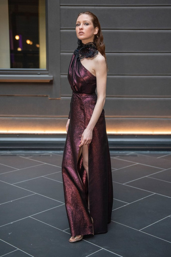 Fotoservizio/FW 19-20/WOMEN/PRESENTAZIONE/RHEA COSTA/DP2/3