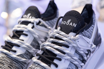 Fotoservizio/FW 19-20/WOMEN/PRESENTAZIONE/HOGAN/DP2/12