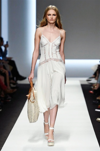 Fotoservizio/SS 2016/WOMEN/ERMANNO SCERVINO/DP1/22